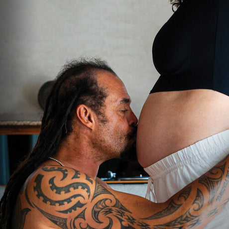 Michael Franti & Spearhead - Welcome to the Family album cover. 